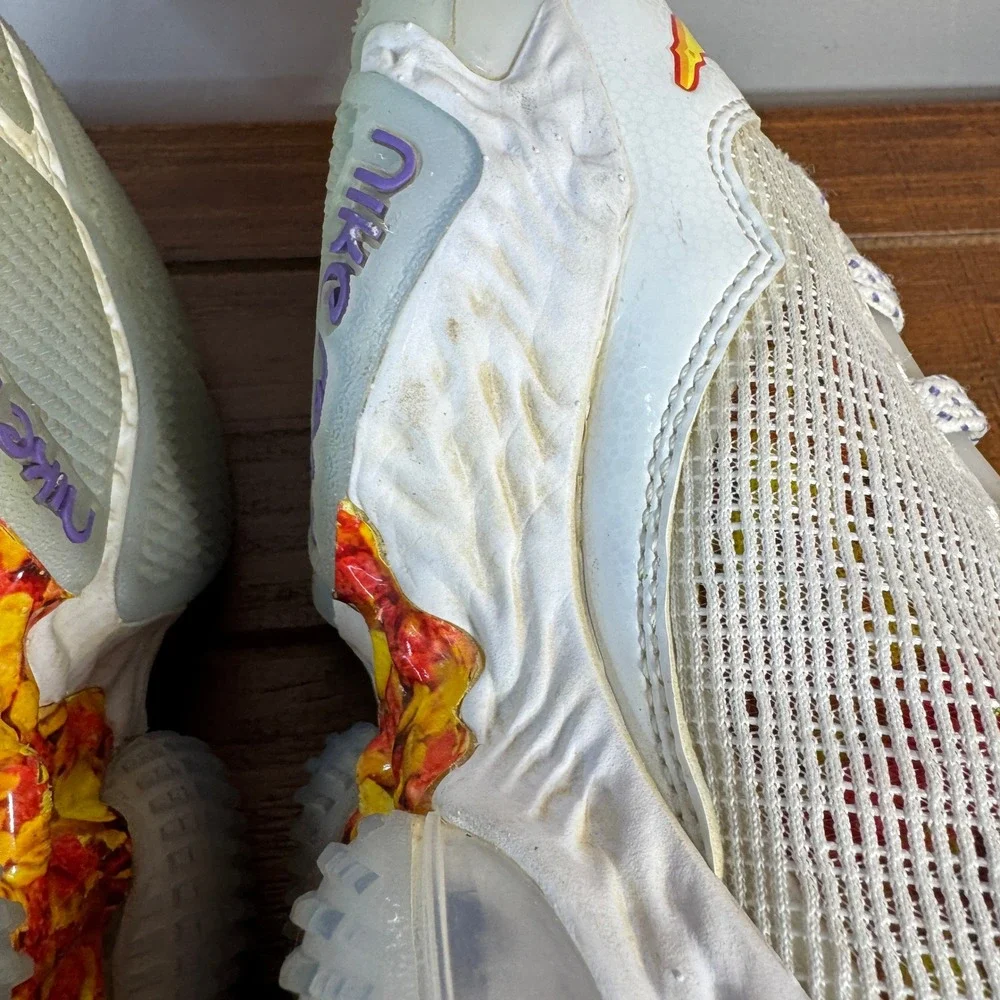 Nike LeBron 19 Low Magic Fruity Pebbles Basketball Shoes Youth 4 DQ8344 White‎